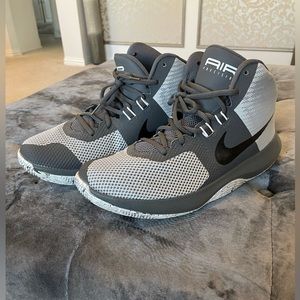 Men’s Nike Precision sneakers.